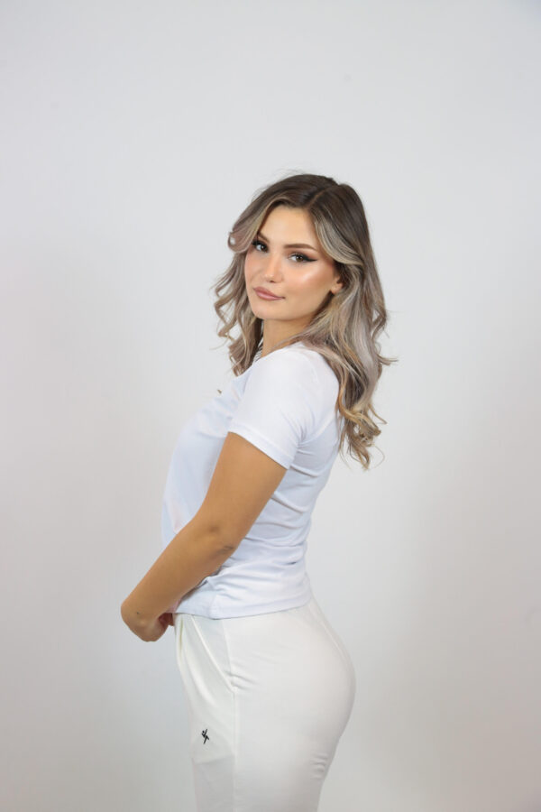 Beyaz Basic T-shirt - Görsel 4